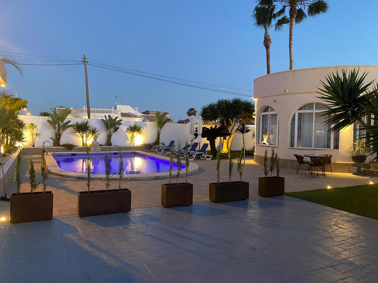 Detached Villa With Private Pool Torrevieja Exterior photo